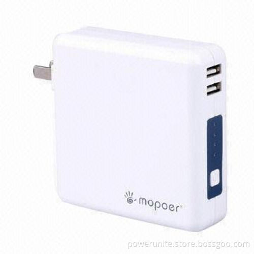 8,200mAh AC charger, UL plug for smartphone